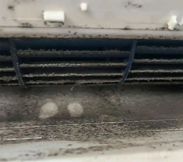 宽城空调吹的风有股烧焦味是怎么回事